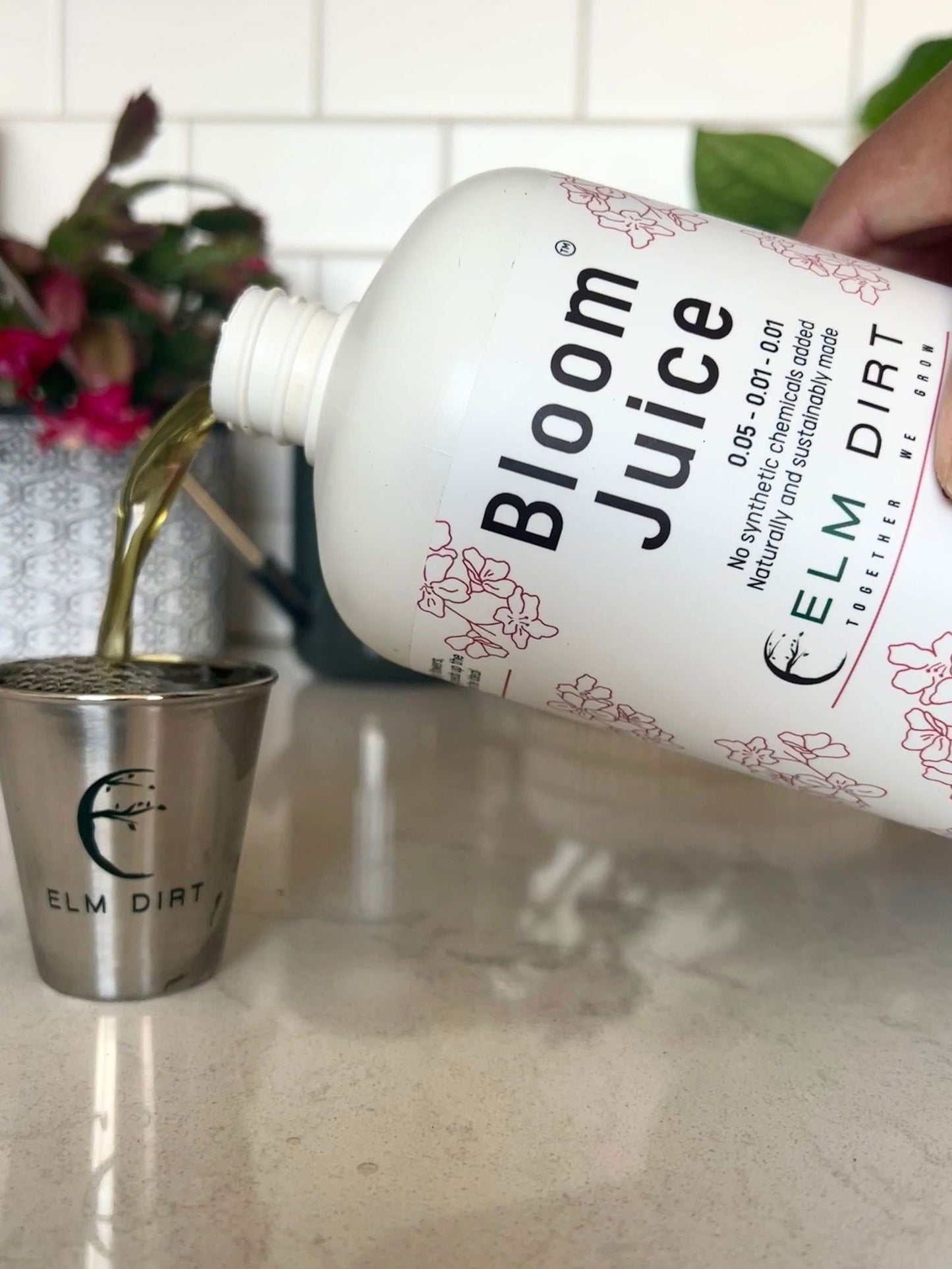 Elm Dirt Plant Care Kit fertilizer for healthy indoor and outdoor plants, includes natural nutrients for optimal growth.