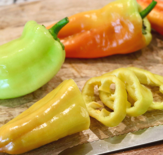 Biscayne Hybrid Pepper Seeds packet from Seeds 'n Such showing 12 to 15 seeds on the packaging.