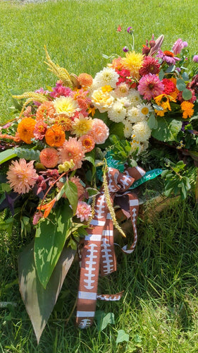 Farewell Flowers, Funeral flowers for the funeral home in Metter Georgia