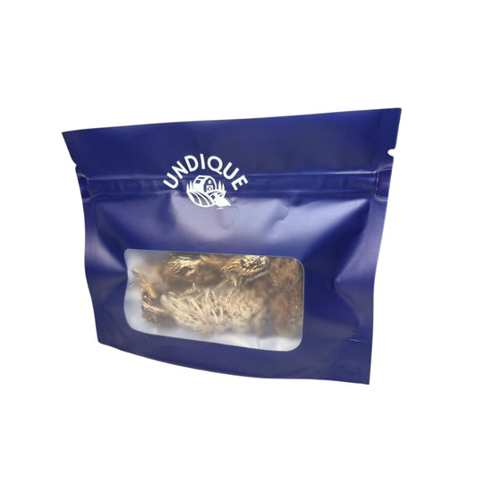 Fine Feline Feasts Quail Heads cat treats by Quailz.com, high-protein, nutrient-dense, promoting healthy skin and coat, minimal ingredients.