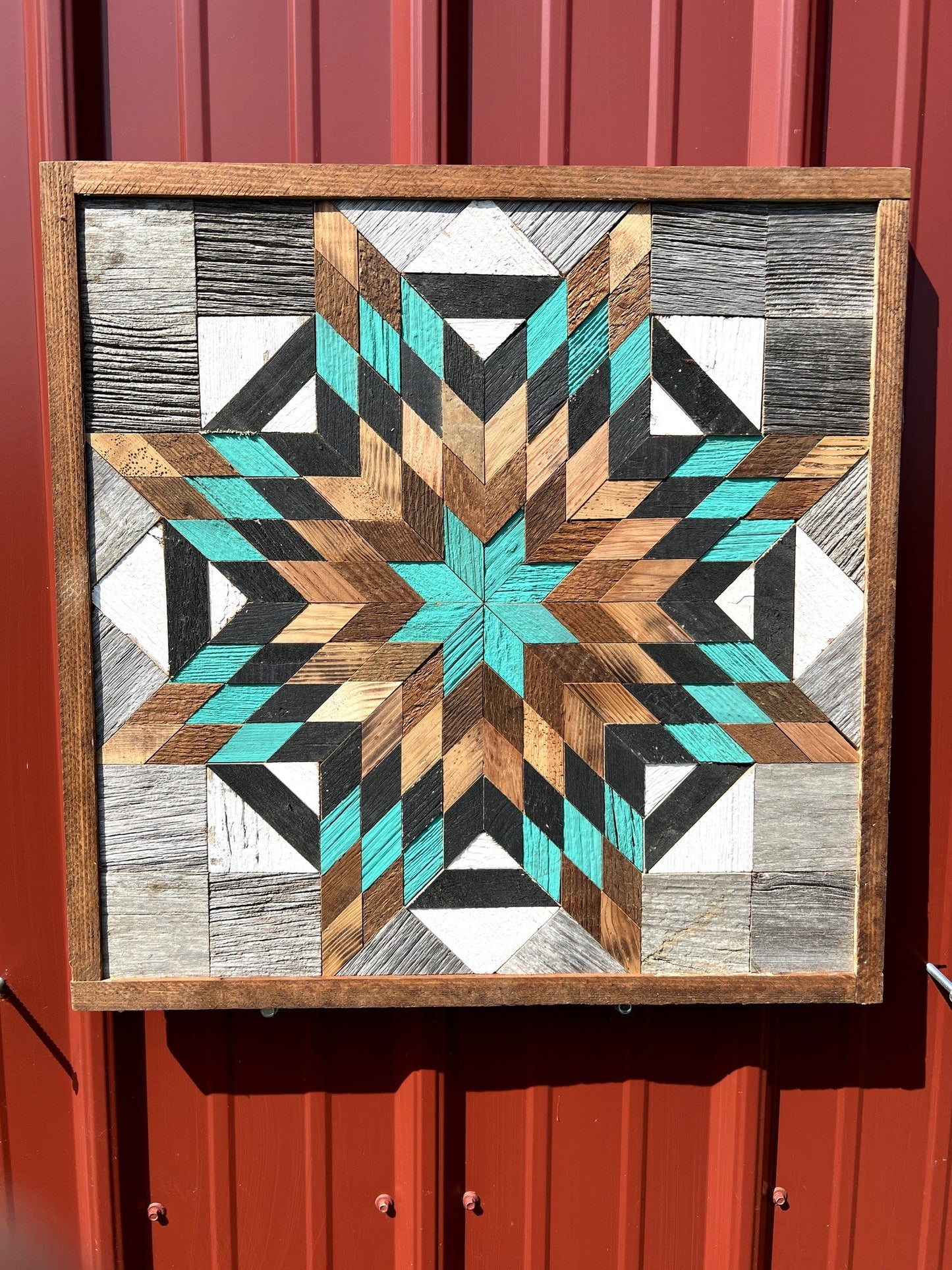 Amish Handmade Barn Quilt - Square (20.75 in x 20.75 in x 1 in)