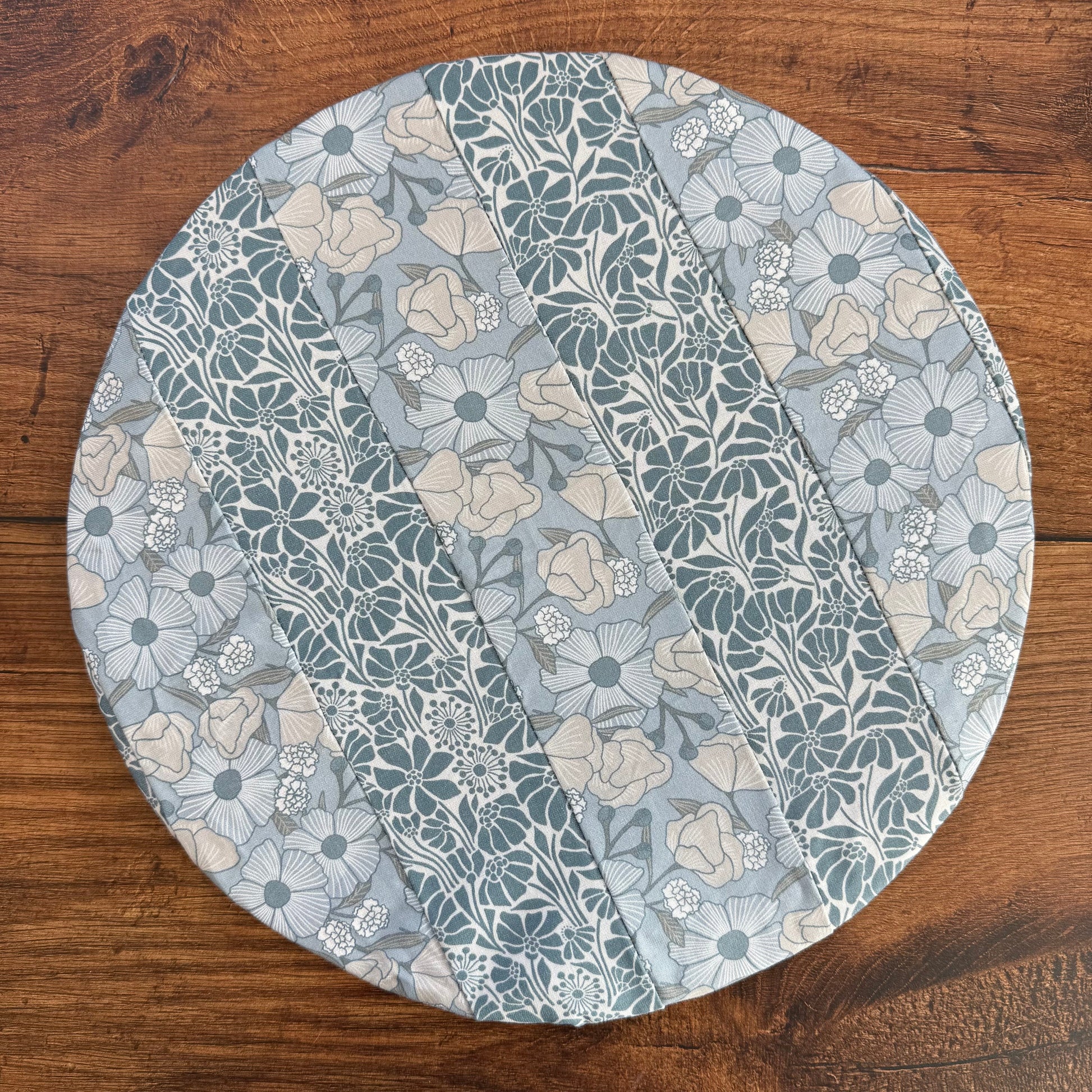 Medium bowl and banneton covers from Five Oaks Farm, ideal for bread proofing and dough handling.