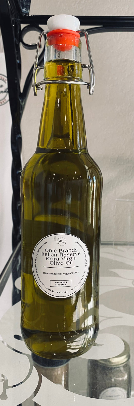 Onic Brands Italian Reserve Extra Virgin Olive Oil bottle with label and cap, showcasing premium olive oil packaging.