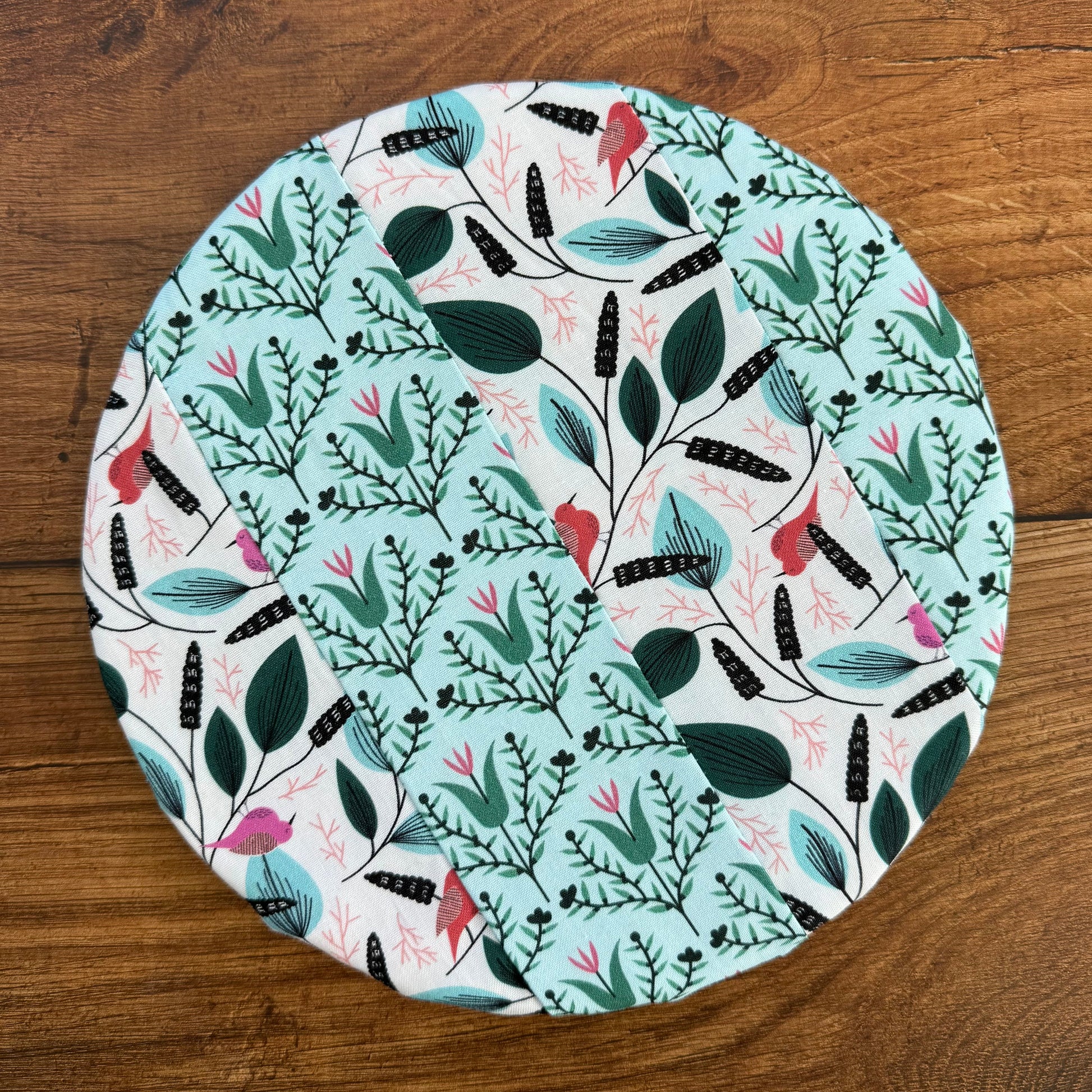 Small bowl and banneton covers from Five Oaks Farm, natural linen covers for bread proofing and baking accessories.