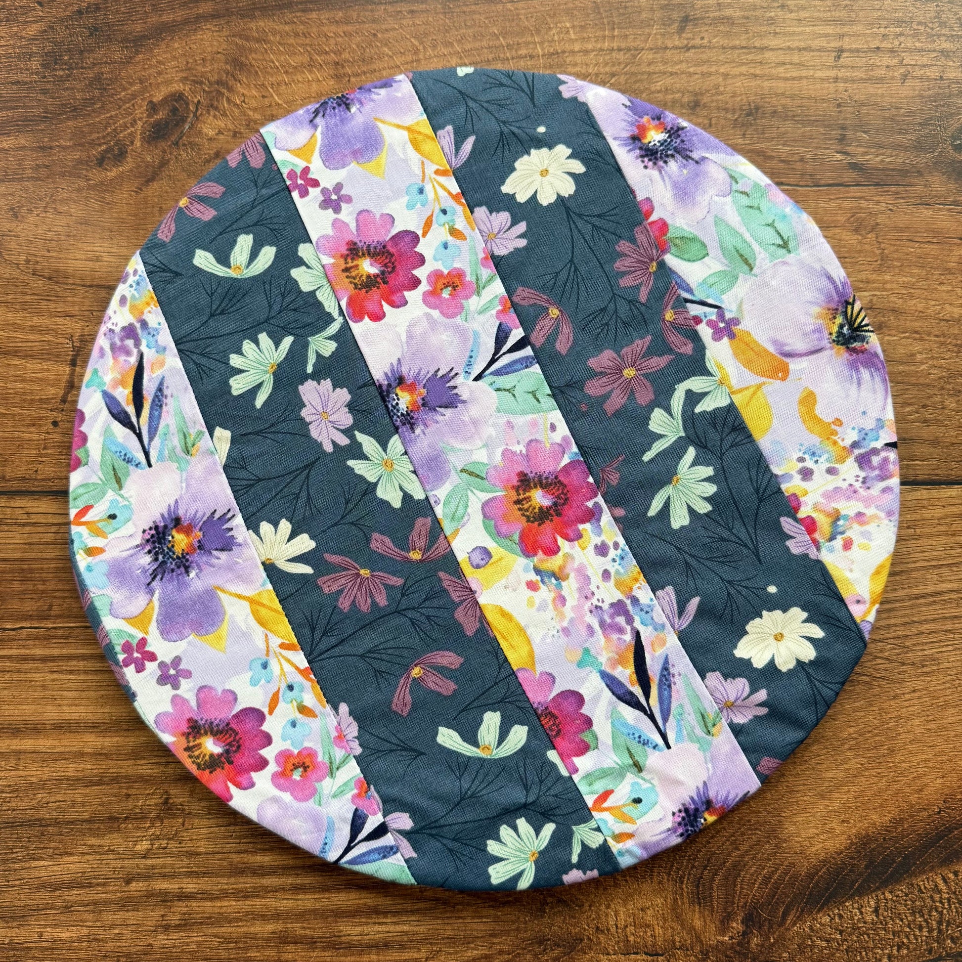 Medium bowl and banneton covers from Five Oaks Farm, featuring cloth covers for bread proofing and dough fermentation.