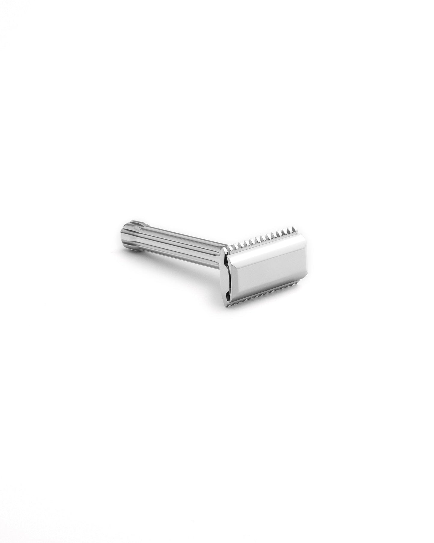 Blackland Razors Blackbird safety razor with black handle and polished head, designed for close shaving.
