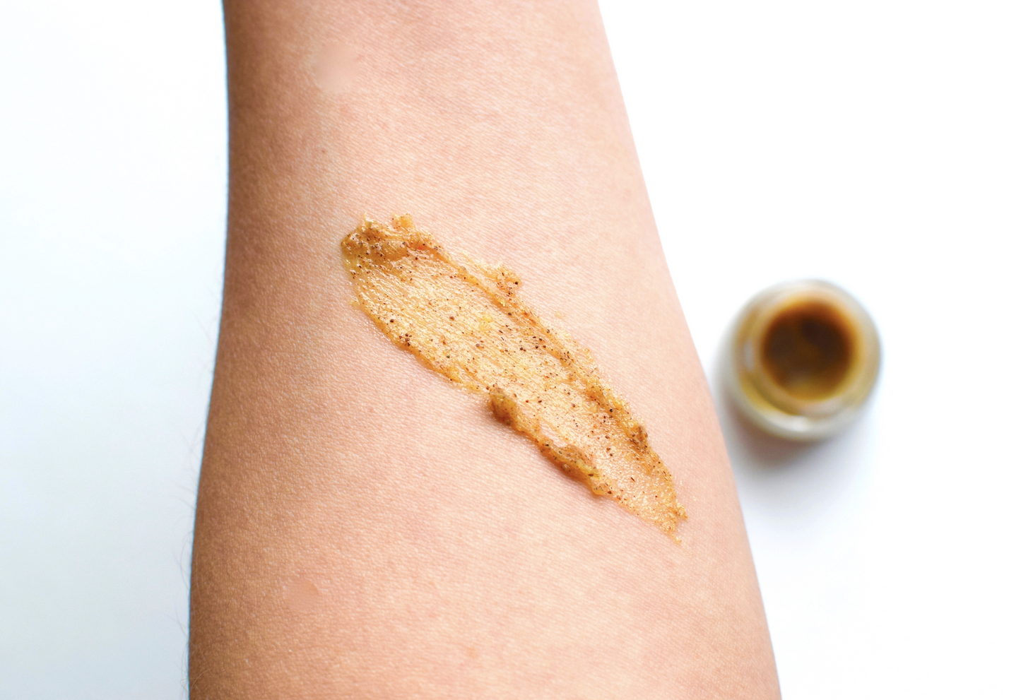 Cinnamon Lip Plumper - Blessings Grow Meadows -