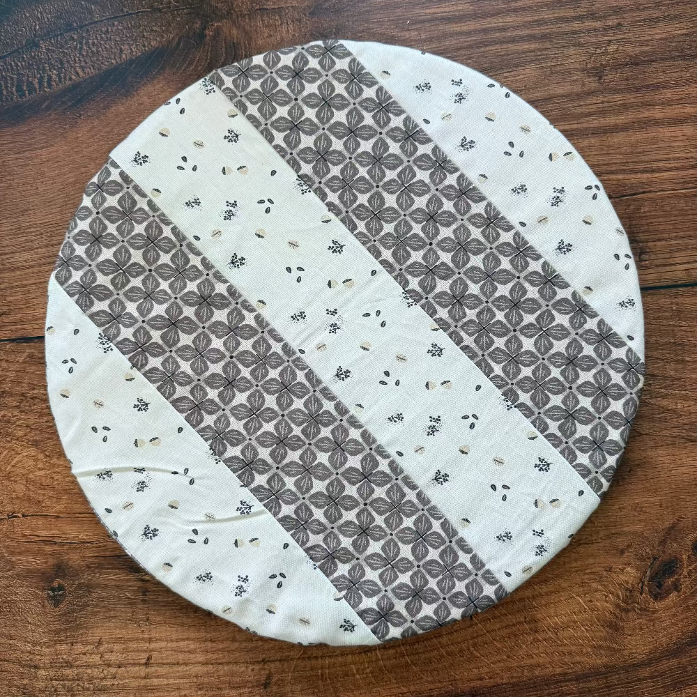 Medium bowl and banneton covers from Five Oaks Farm, natural cotton bread proofing accessories for homemade baking.