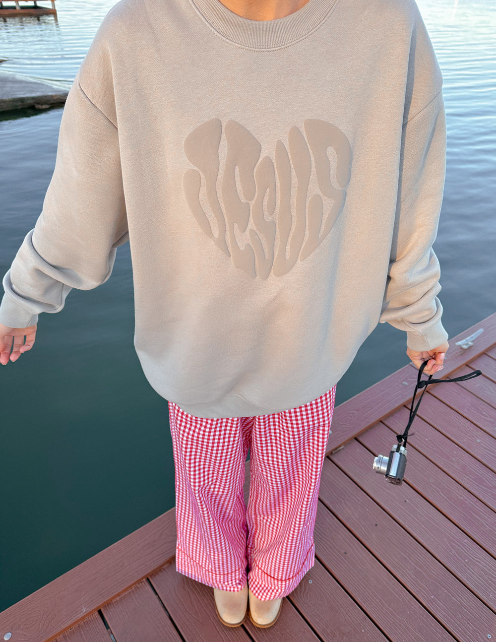 Heart Jesus Unisex Crewneck - Blessings Grow Meadows