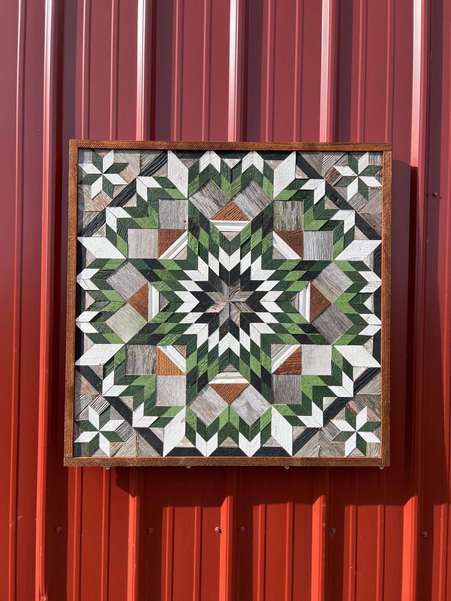 Amish Handmade Barn Quilt - Square (30.5 in x 30.5 in x 1 in)