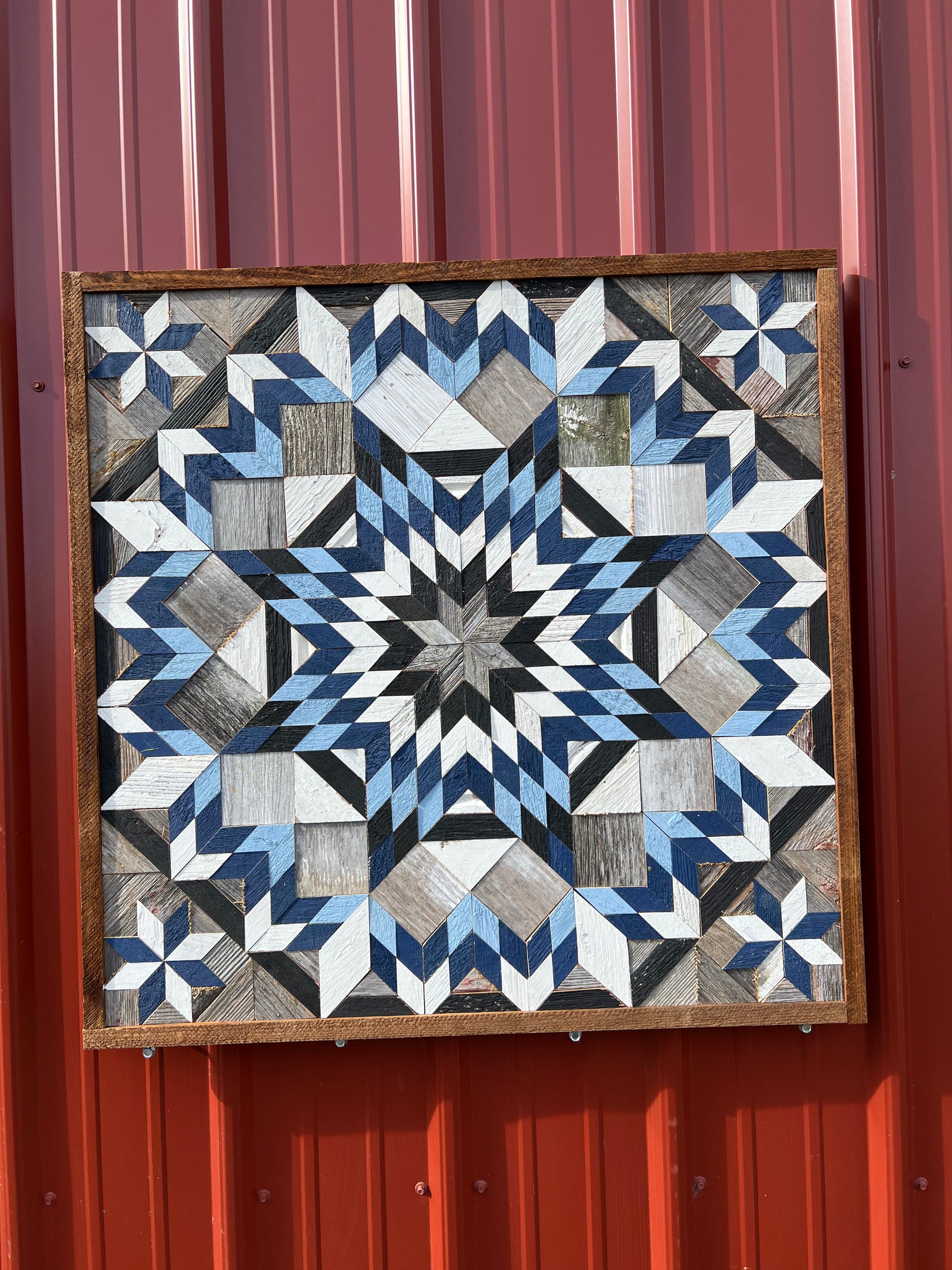 Amish Handmade Barn Quilt - Square (30.5 in x 30.5 in x 1 in) - Amish Country Store ~ Blessings Grow Meadows