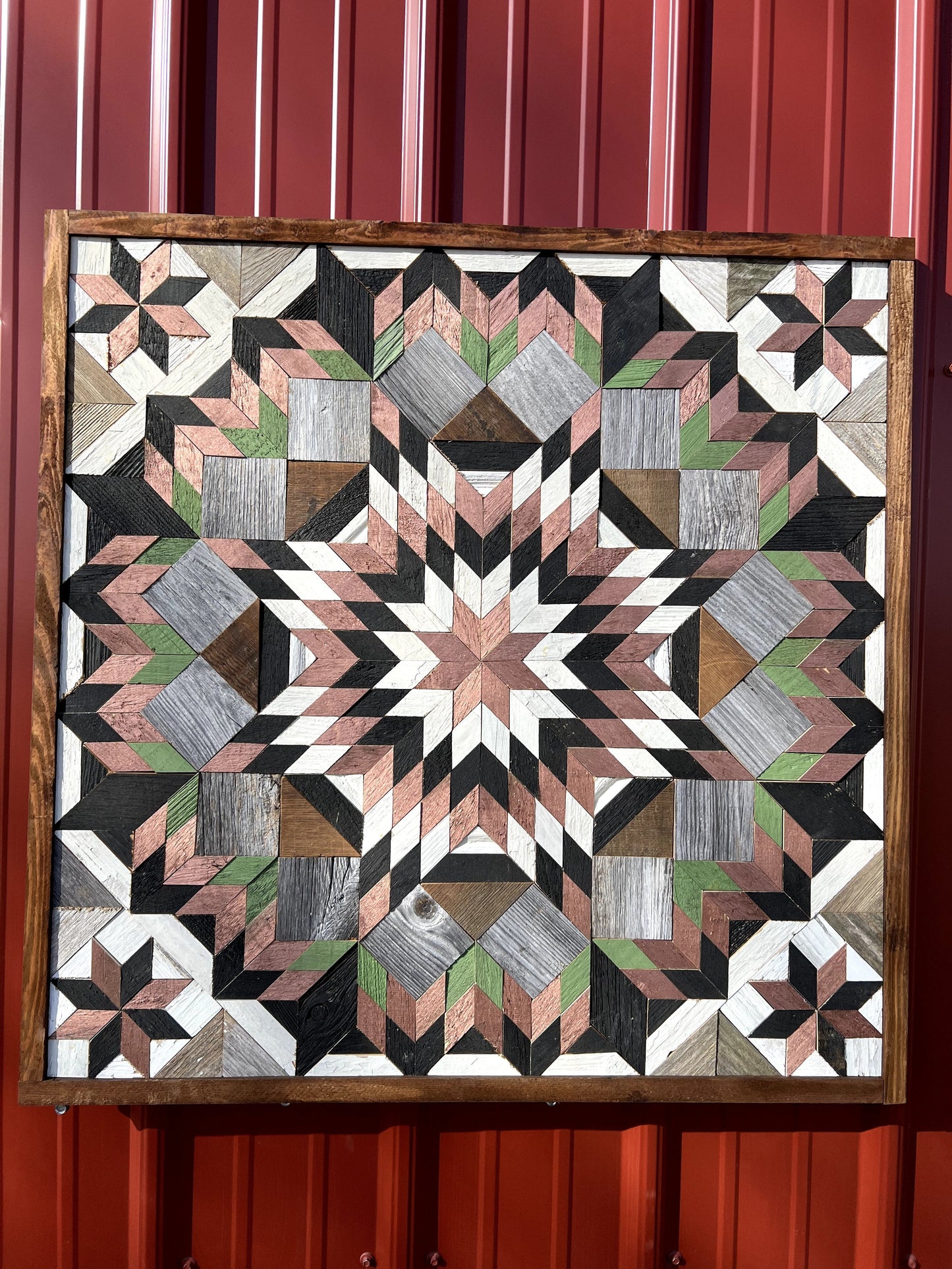Amish Handmade Barn Quilt - Square (30.5 in x 30.5 in x 1 in)