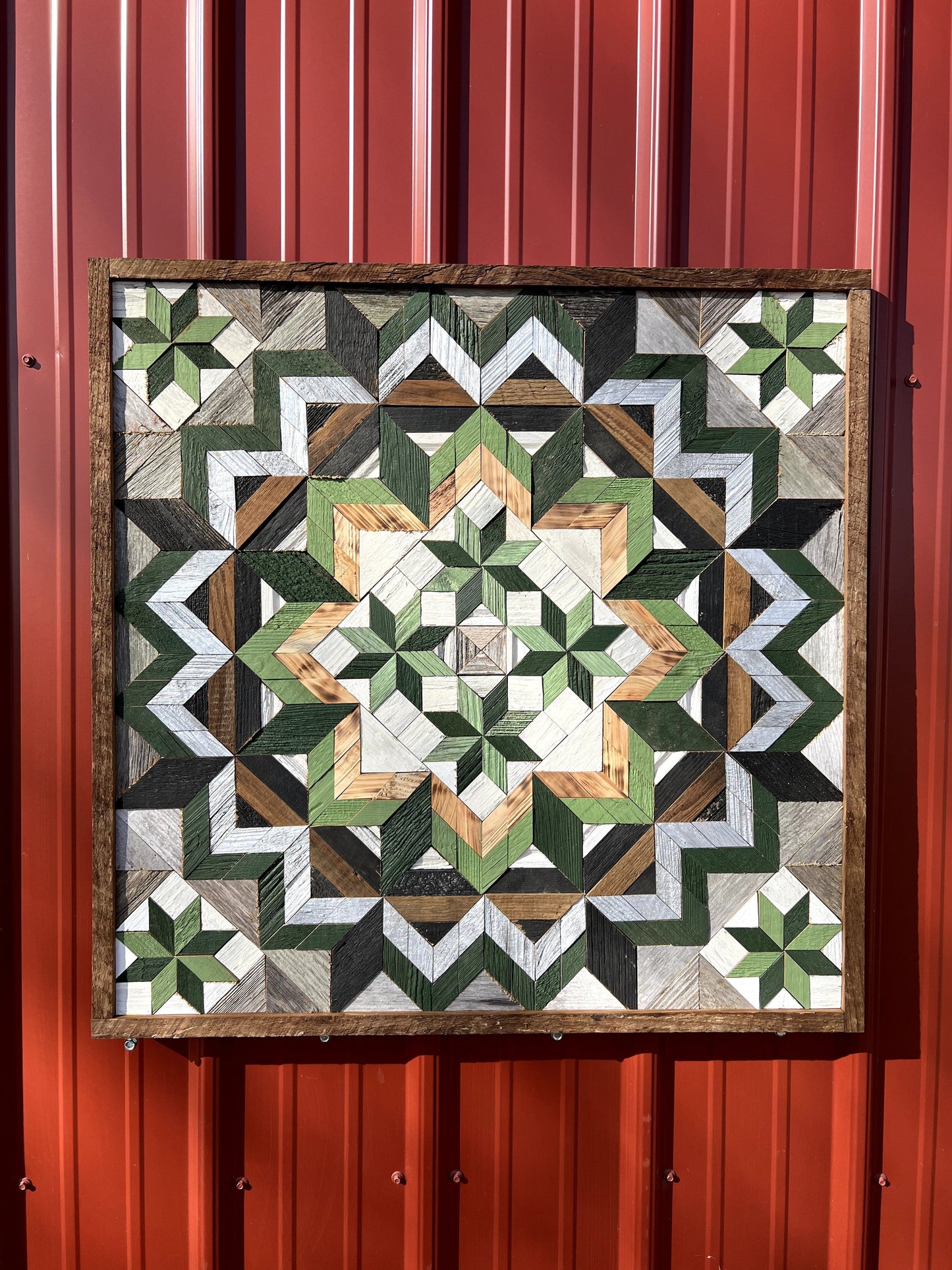 Amish Handmade Barn Quilt - Square (30.5 in x 30.5 in x 1 in)