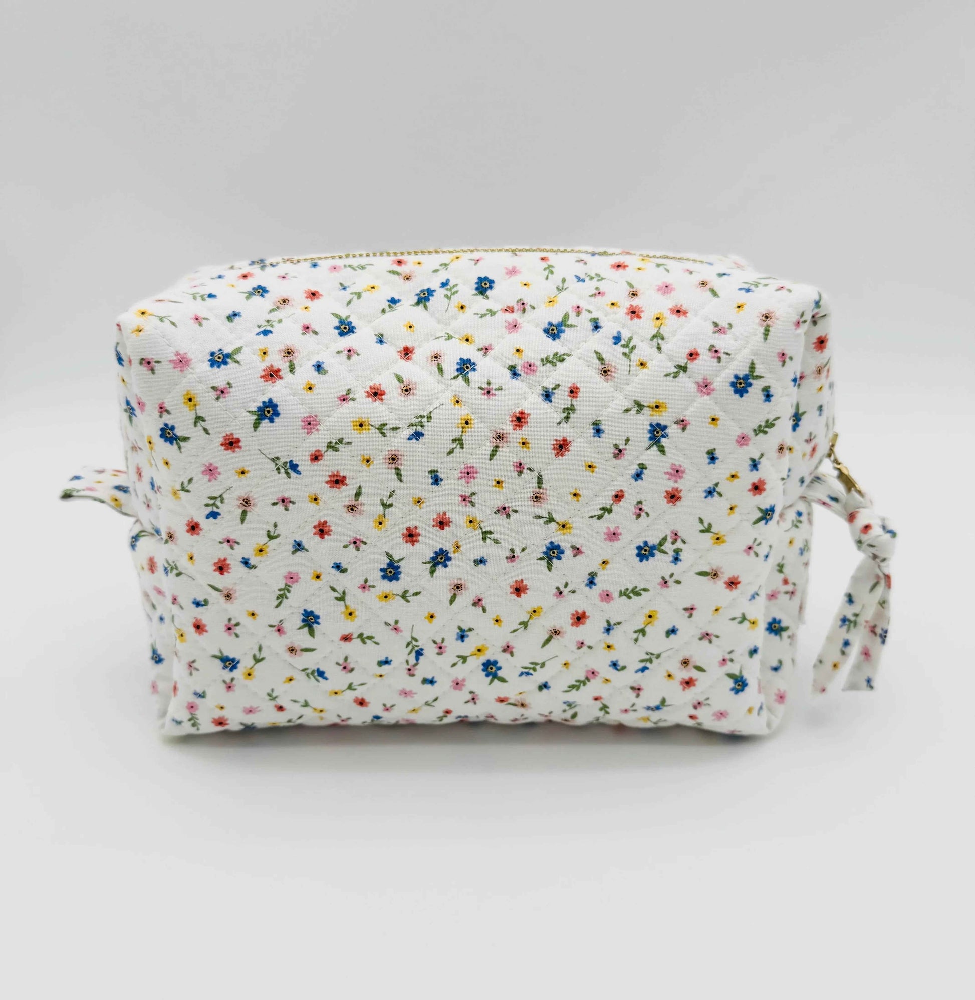 Handmade Boxy Makeup Bags in Wildflower Meadow Pattern - Stylish Toiletry Bags - C2 Creations LLC ~ Blessings Grow Meadows