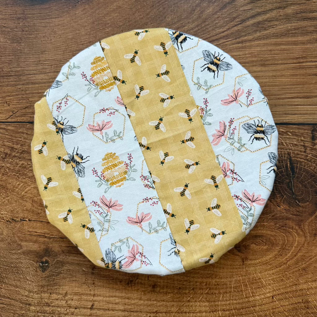 Small bowl and banneton covers from Five Oaks Farm, natural linen covers for bread proofing and dough fermentation.