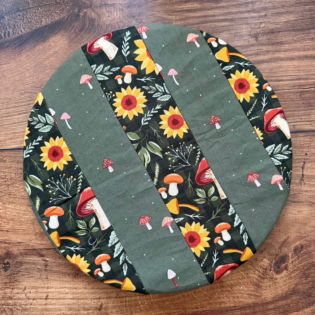 Medium bowl and banneton covers from Five Oaks Farm, soft fabric covers for bread proofing and dough handling.