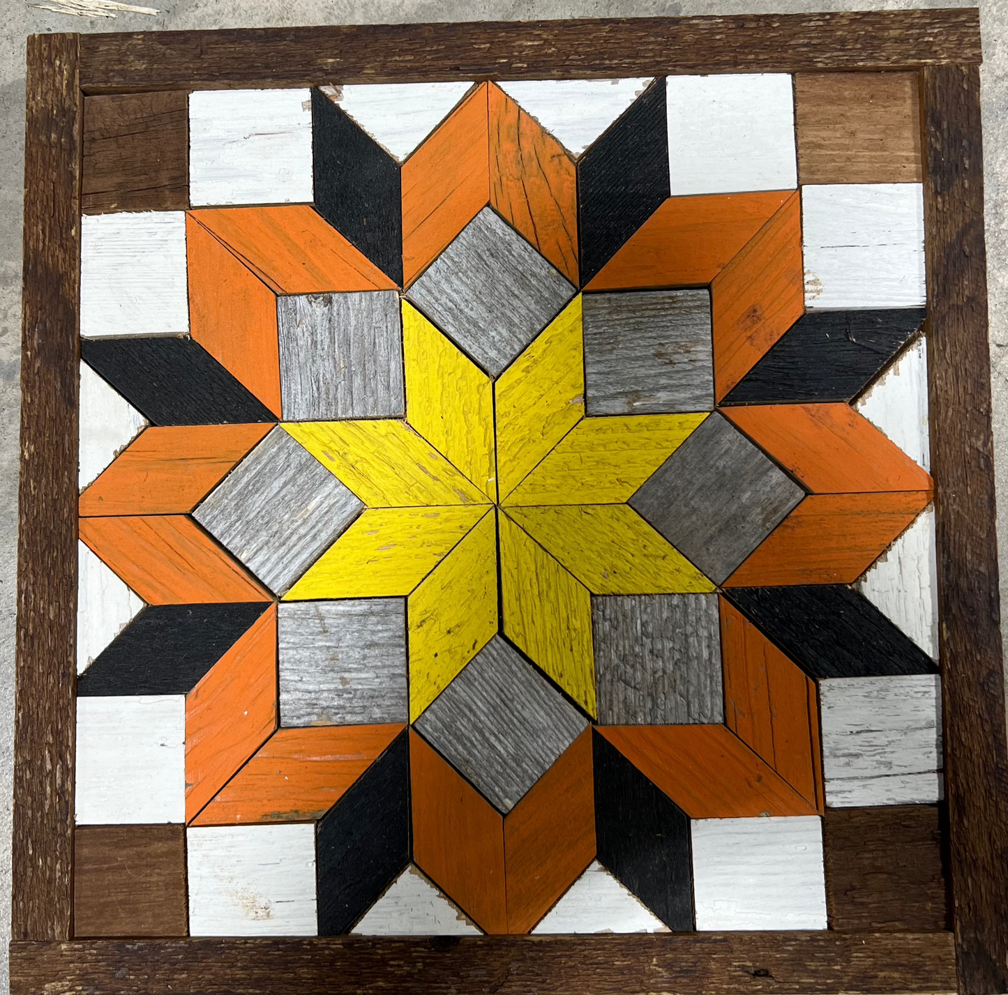 Amish Handmade Barn Quilt - Square (10.5 in x 10.5 in x 1 in)