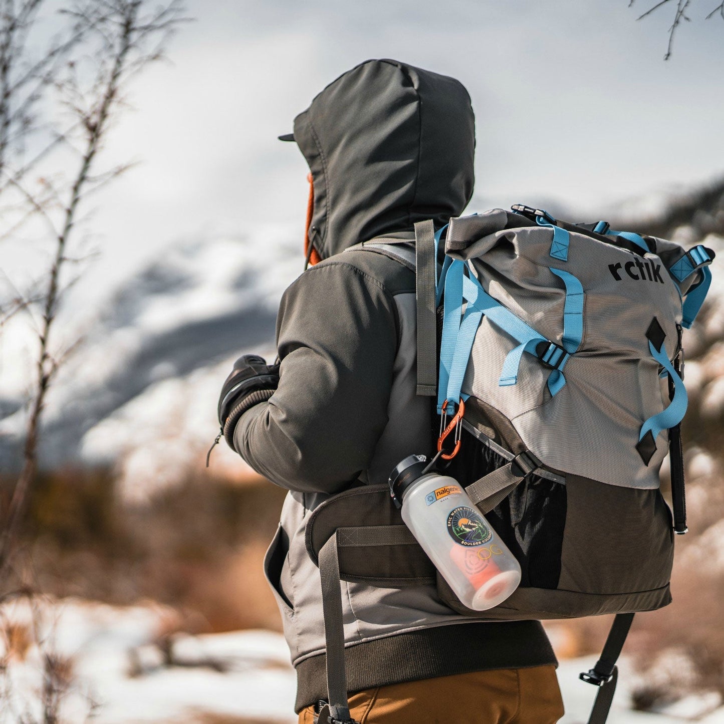Epic Water Filters USA OG Ultimate Travel Bottle, clear plastic bottle with black lid and logo, designed for portable hydration.