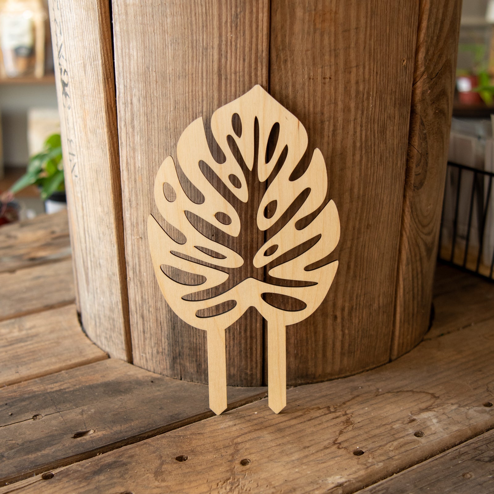 Plant Trellis - Monstera Leaf - Blessings Grow Meadows -