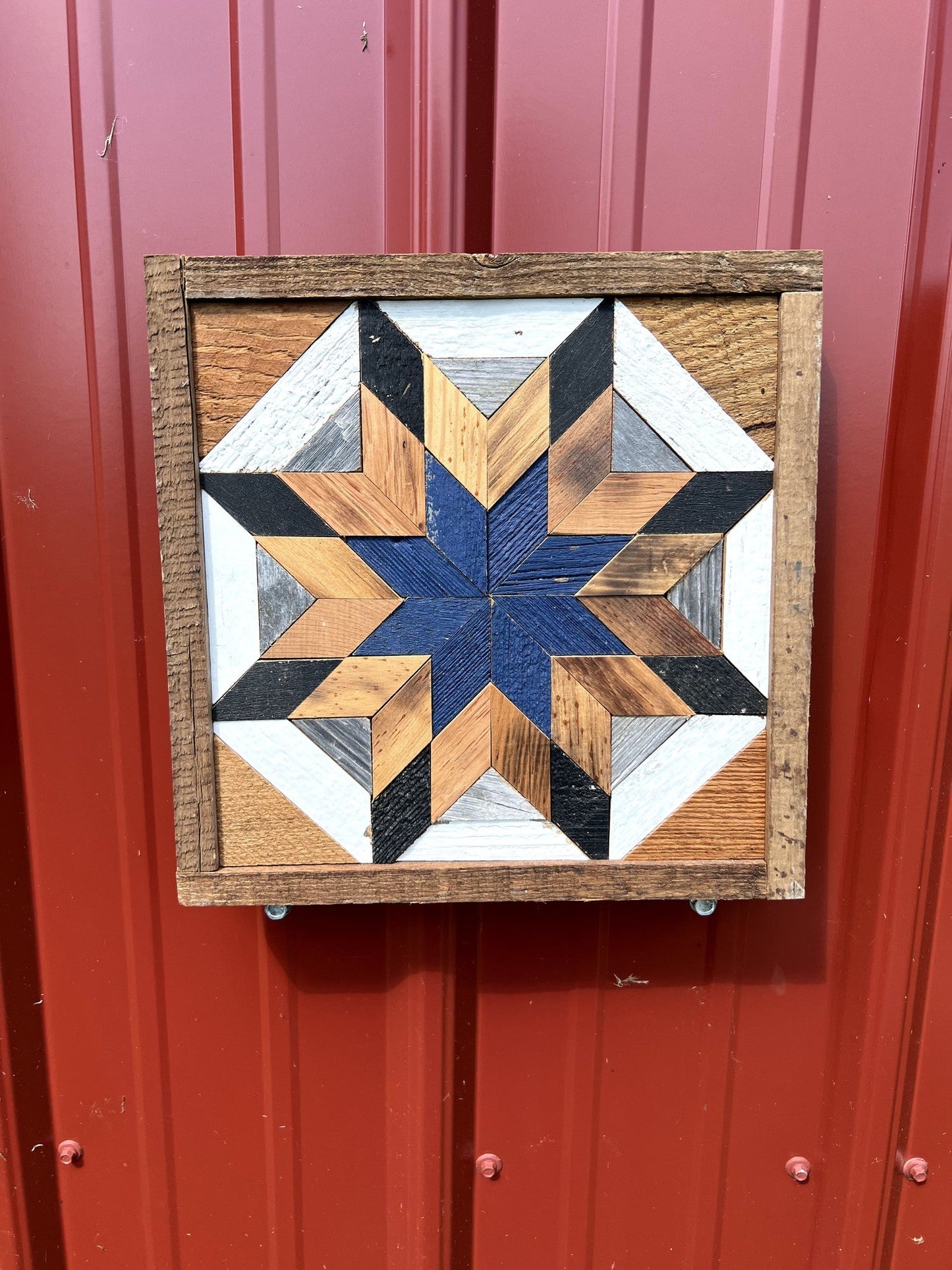Amish Handmade Barn Quilt - Square (10.5 in x 10.5 in x 1 in)