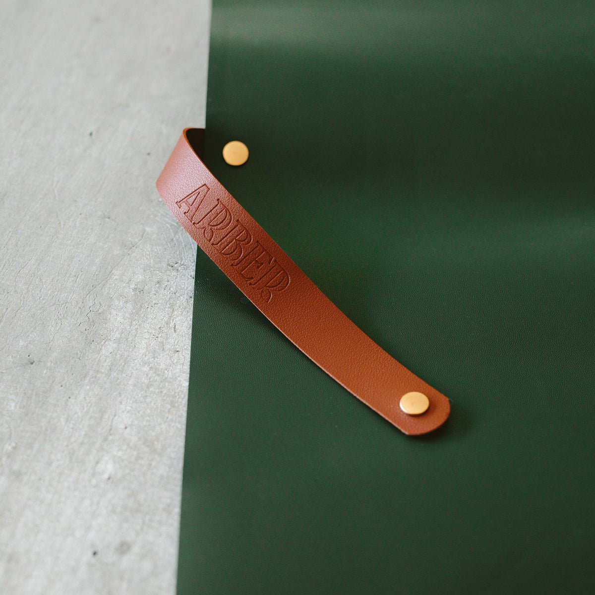 Arber repotting mat in durable, non-slip material for plant repotting and gardening tasks.