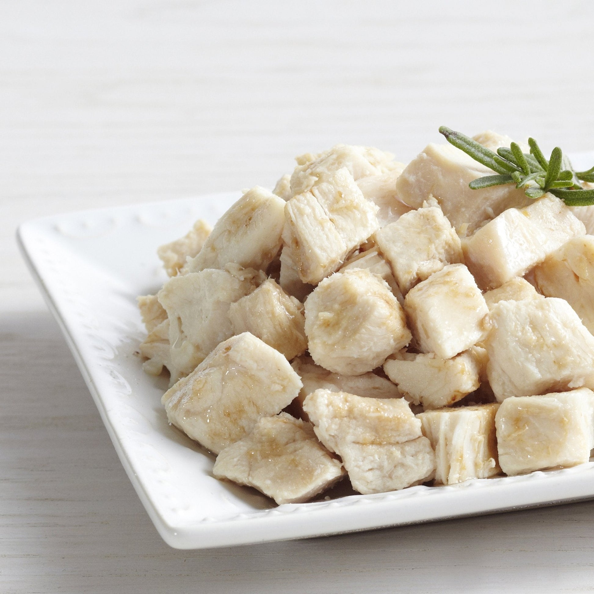 Cooked Freeze Dried White Meat Chicken Dices Can, 15 Servings - Blessings Grow Meadows