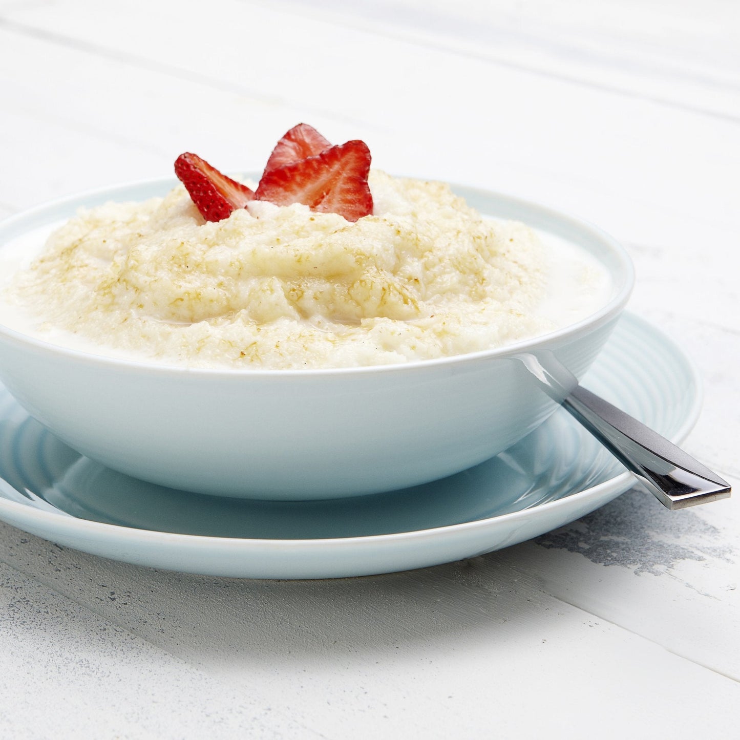 Augason Farms Creamy Wheat Cereal Can with 55 servings, showing the sealed can of food for long-lasting storage