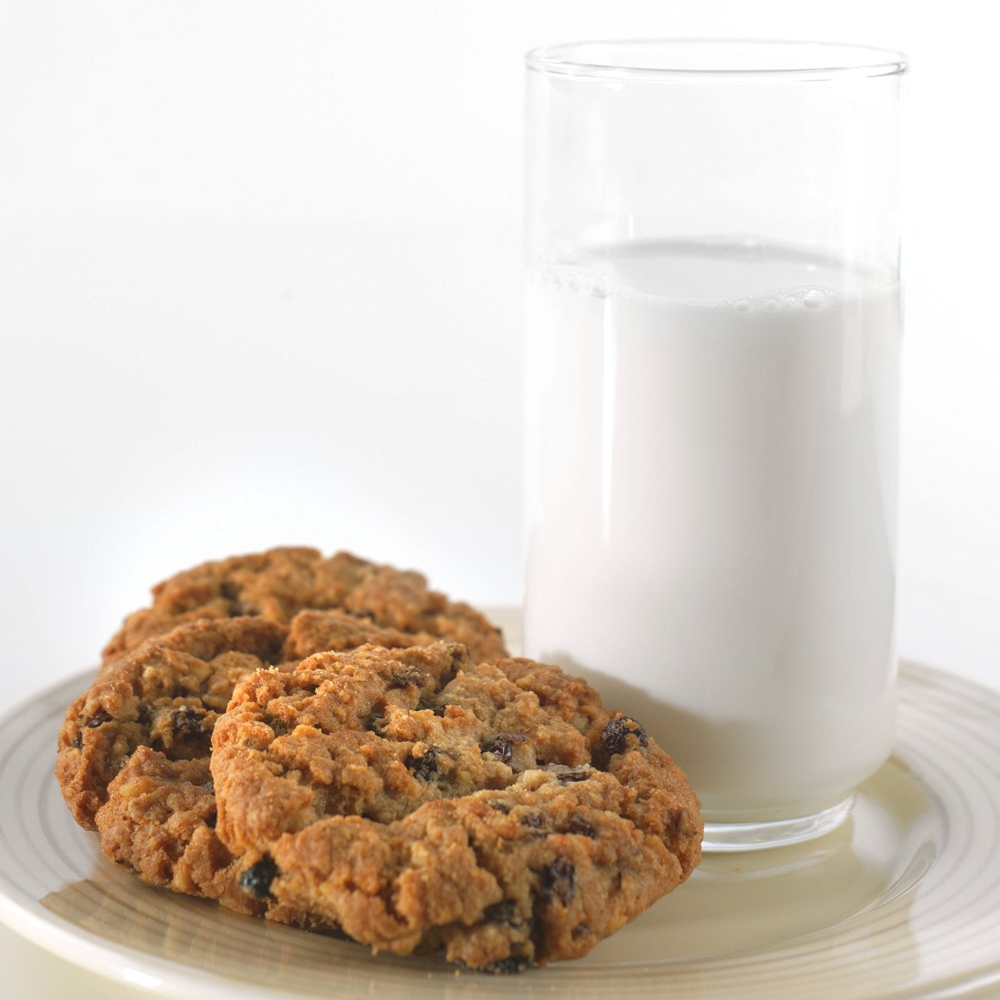 Augason Farms Morning Moo's Milk Alternative Can with 93 servings, a food product in a cylindrical can.