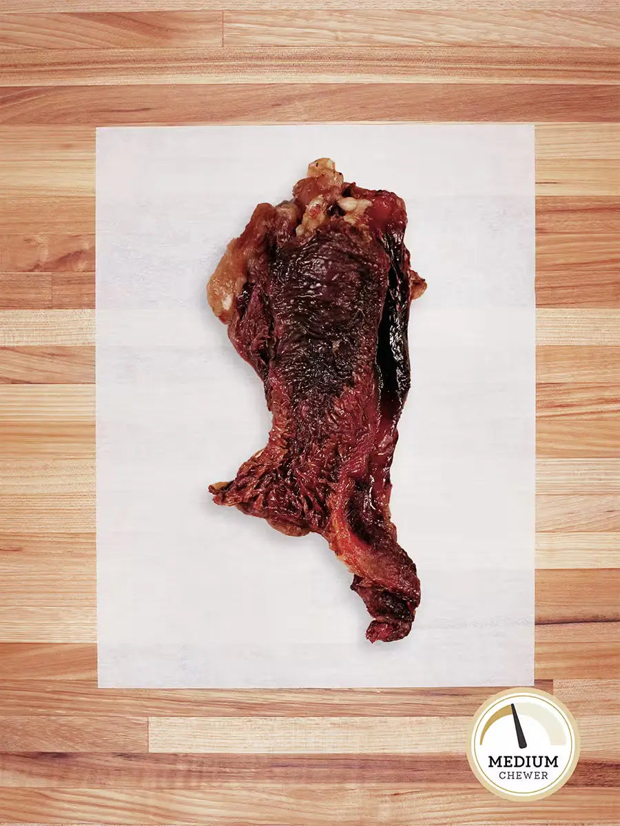 Farm Hounds beef lips chew for dogs, natural and protein-rich treats with visible beef lips and chewy texture.
