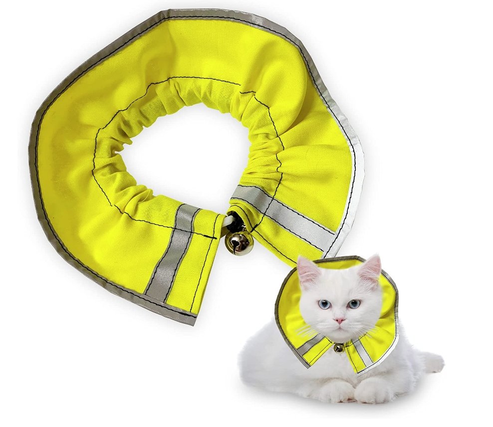 Red breakaway cat collar with bandana from Crazy K Farm Pet and Poultry, featuring a safe, adjustable design for cats.