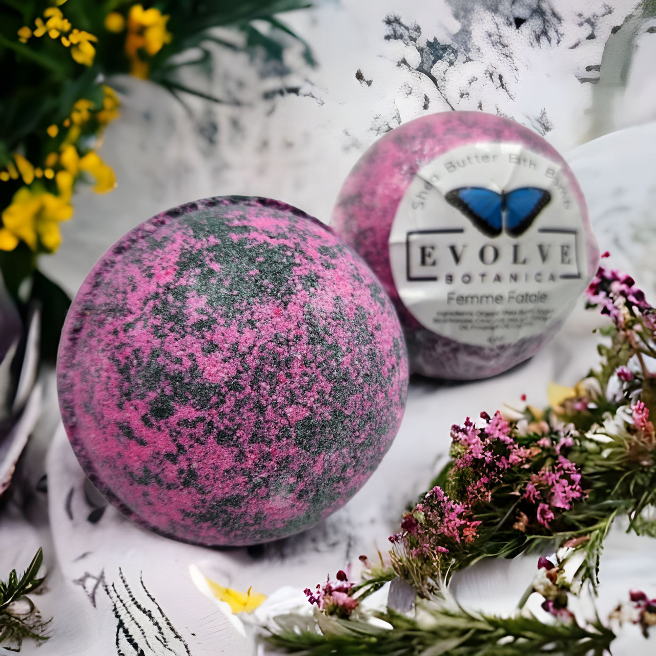 Bath Bomb - Femme Fatale (Seasonal - Valentines) - Blessings Grow Meadows
