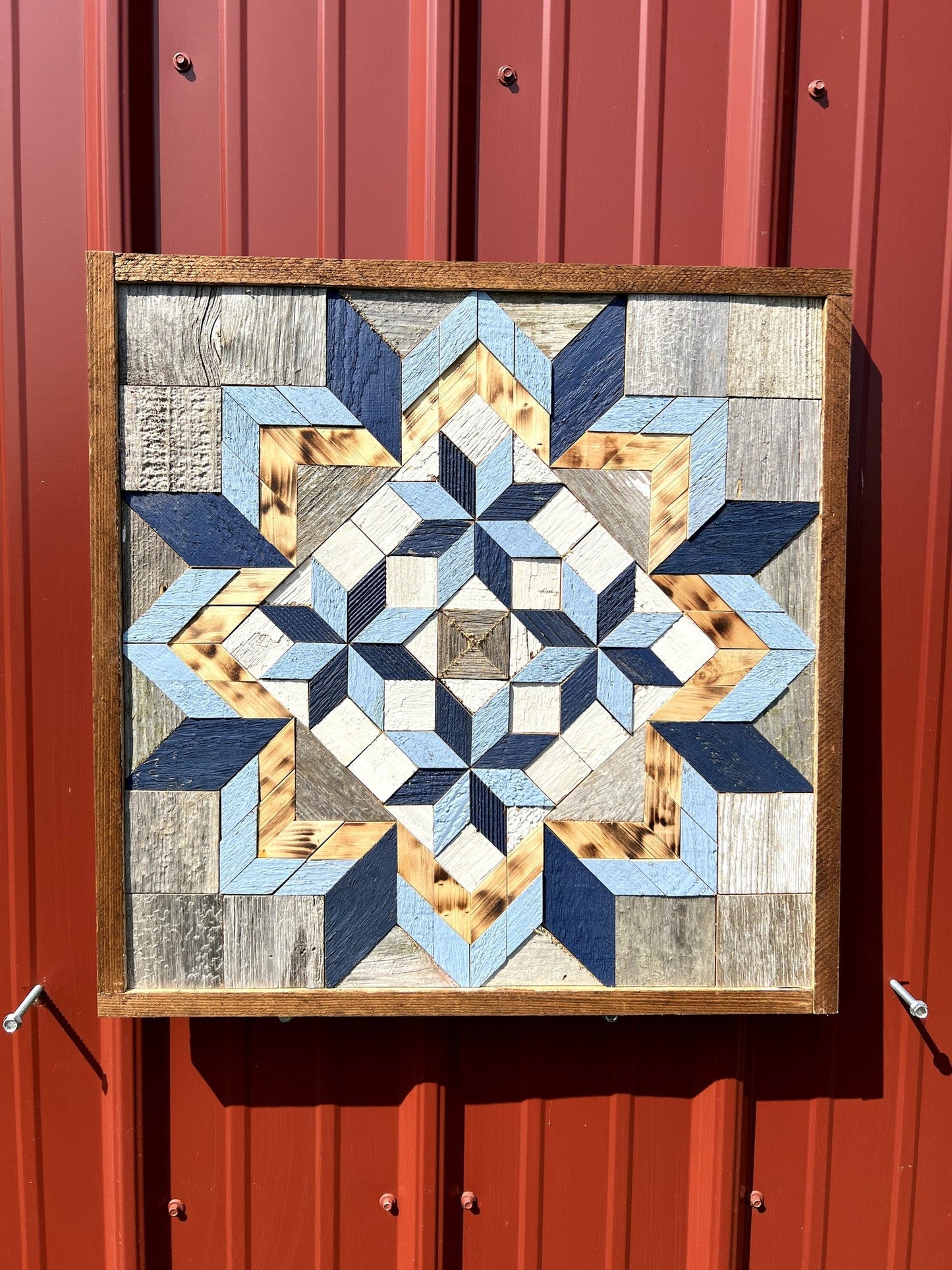Amish Handmade Barn Quilt - Square (20.75 in x 20.75 in x 1 in)