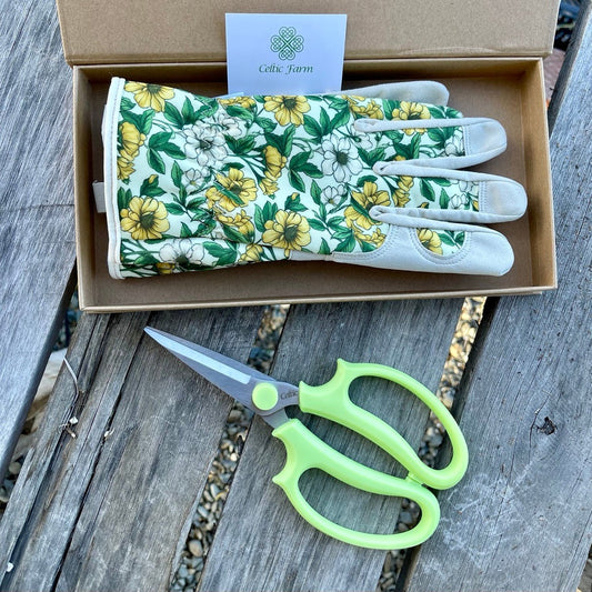 Garden Gift Box - Gloves and  Herb Snips - Blessings Grow Meadows