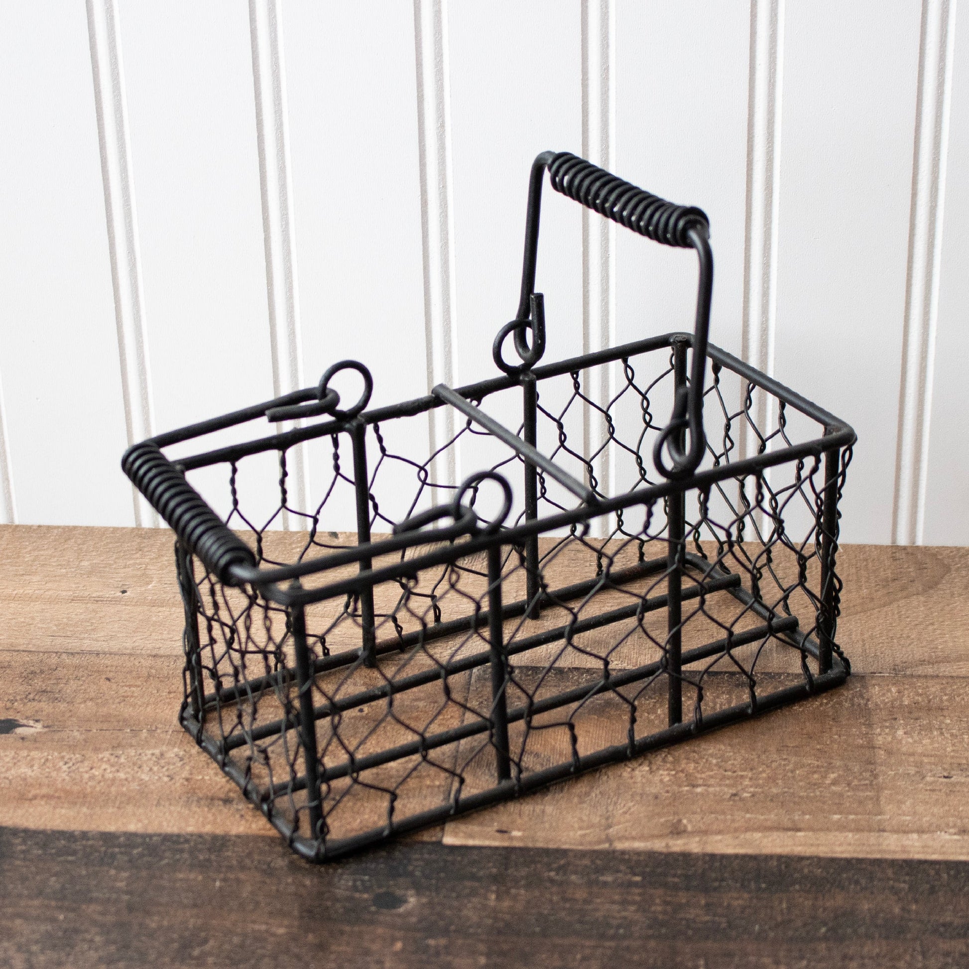 Chicken Wire Caddy for 2 Half Pint 8oz Mason Jars - Blessings Grow Meadows