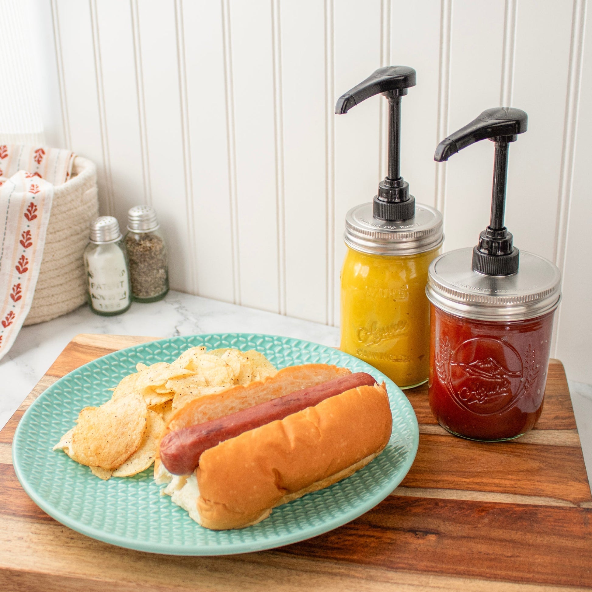Food grade dispenser pump for mason jars with matte stainless steel lid, compatible with regular-mouth Mason Jar Lifestyle jars.