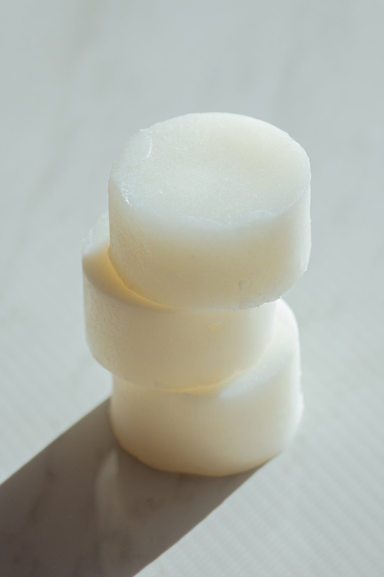 SOLIDSILK® Delicate Volume Shampoo - No Tox Life® - Blessings Grow Meadows