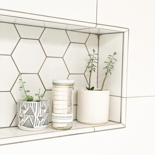 Eucalyptus Steam Cleansing Vapors for the Shower by NO TOX LIFE in a normal jar, featuring eucalyptus scent and natural ingredients.