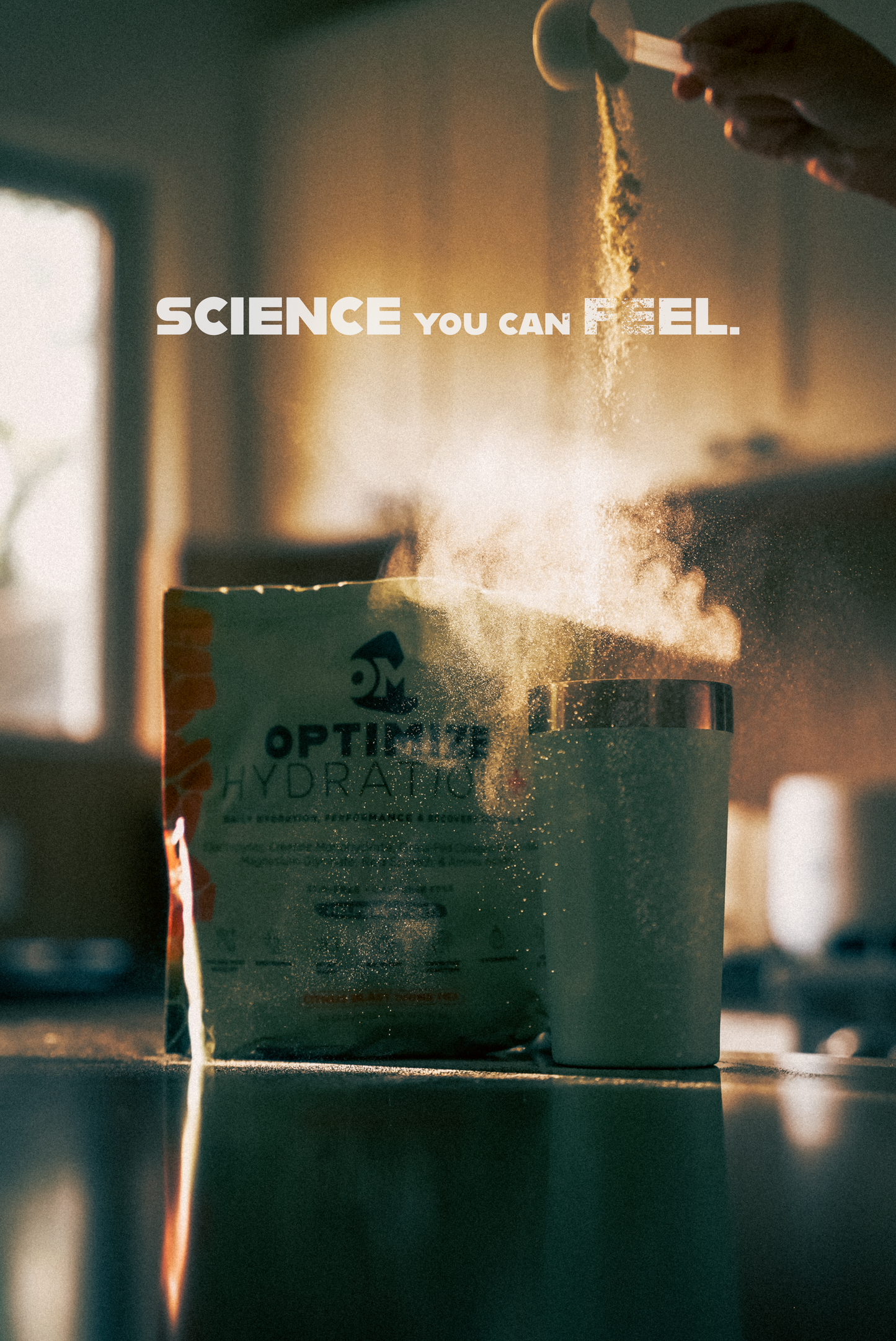 Optimize Minerals Hydration Tropical Surge electrolyte powder for optimal hydration, 30-day supply in a vibrant tropical flavor.