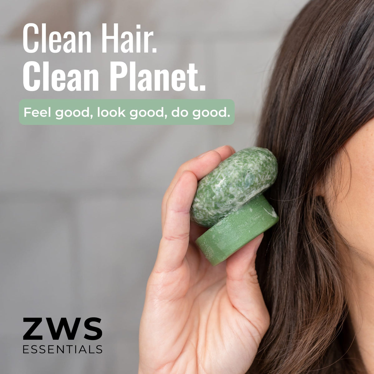 Plastic-free shampoo and conditioner bar duo with bloom scent and castor oil for clean hair and eco-friendly hair care.