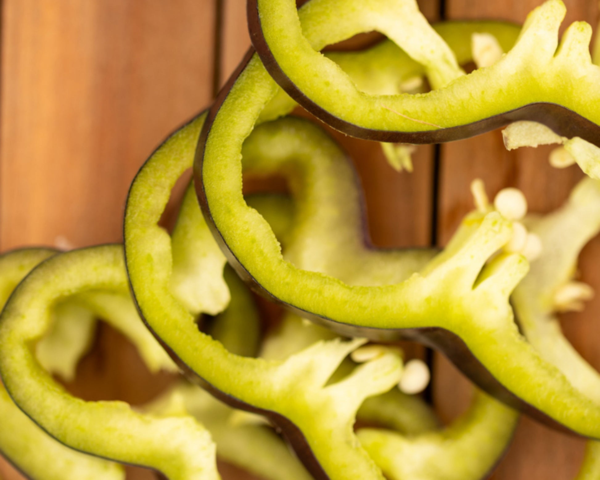 Dragonfly Hybrid Pepper Seeds - Blessings Grow Meadows