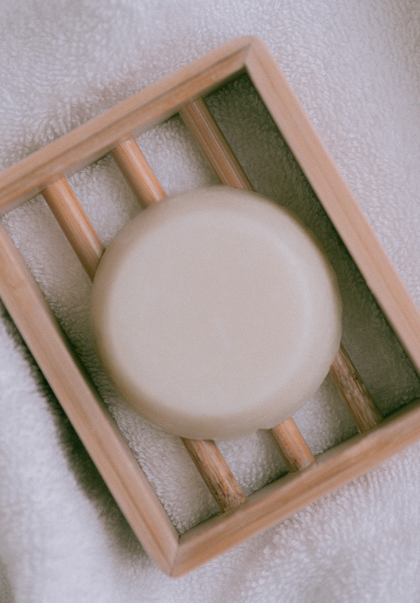 SOLIDSILK® Delicate Detangling Conditioner - BIG BAR - No Tox Life® - Blessings Grow Meadows