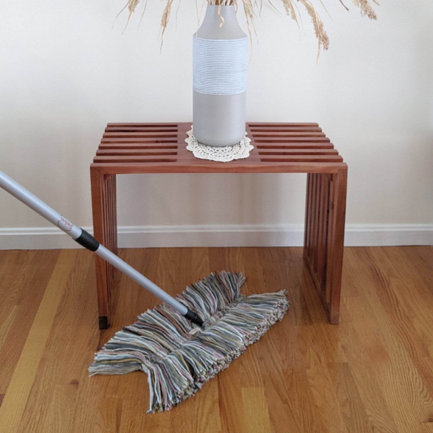 Sladust THE TRIO Wooly Mammoth duster set with telescoping handle and replacement wool duster head, ideal for dusting surfaces.