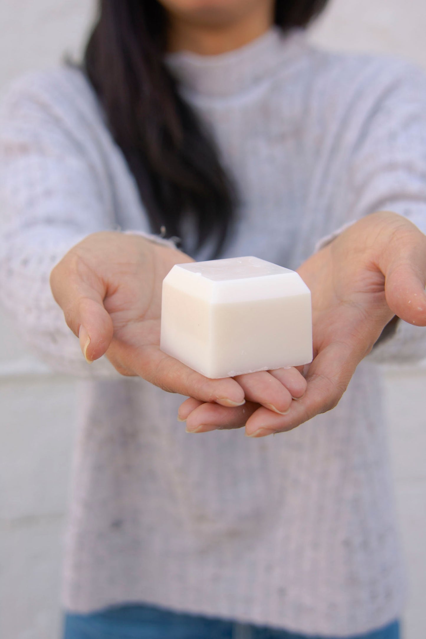 Solidsilk Deodorant Cube by NO TOX LIFE in Earl Grey scent, natural zero waste deodorant with a sleek, minimalist design.